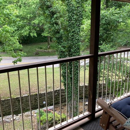 All Seasons Treehouse Village ユリーカ・スプリングス エクステリア 写真