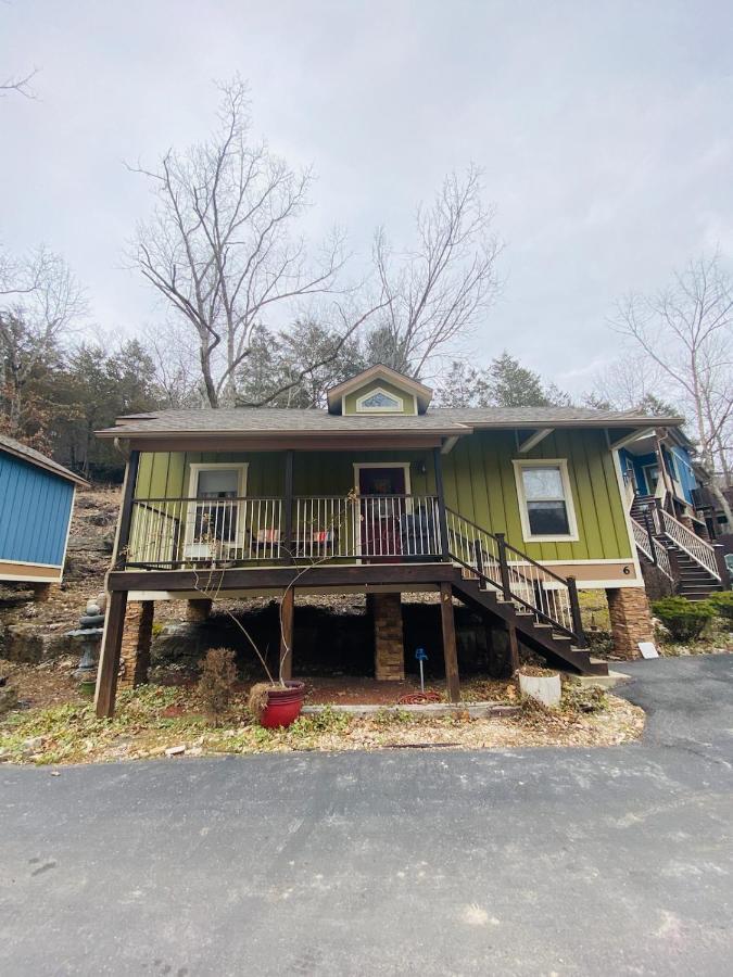 All Seasons Treehouse Village ユリーカ・スプリングス エクステリア 写真