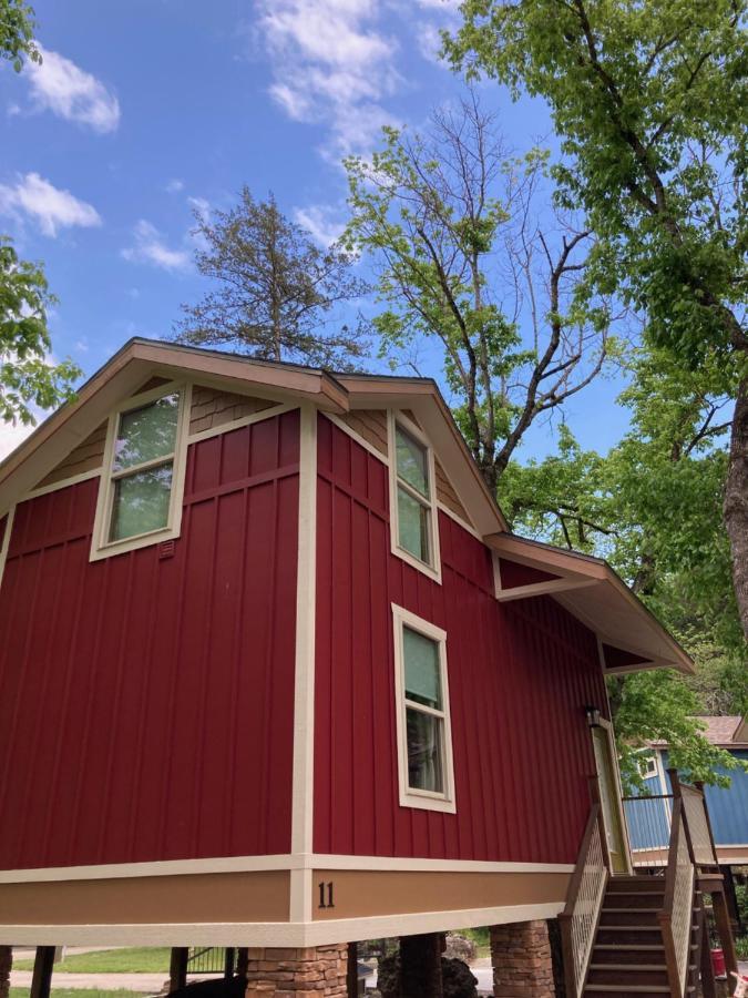 All Seasons Treehouse Village ユリーカ・スプリングス エクステリア 写真